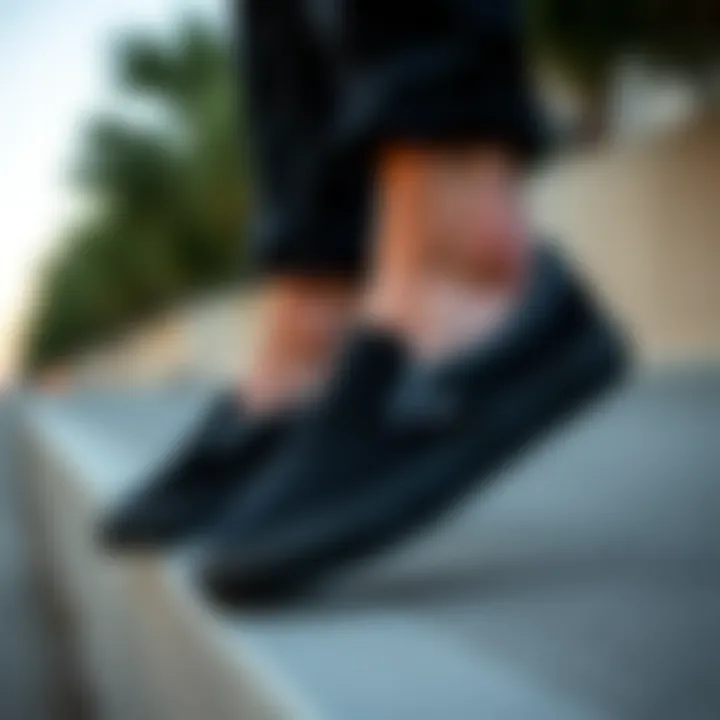 Exploring the Appeal of Men's All Black Slip-On Vans Summary
